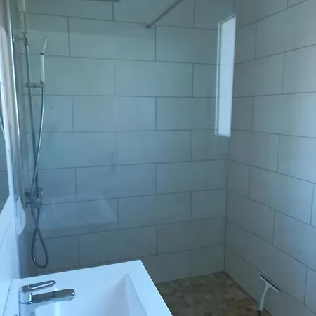 Maison En Lisiere De Foret Et Vakantiehuis *