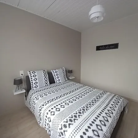 Vakantiehuis Maison En Lisiere De Foret Et *